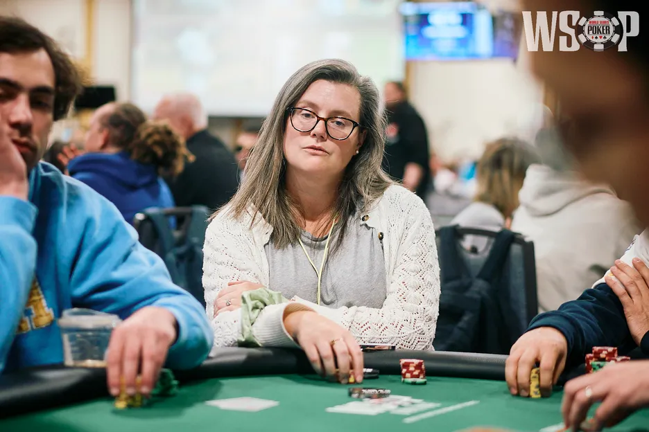 Hannah and her new hubby James both cashed in the Main Event                 