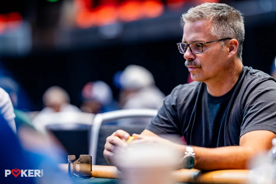 Event #10 $1,700 Main Event Day 1B Lee Rzentkowski