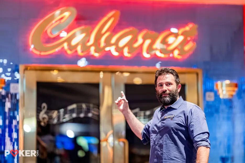 Stand up comedy featuring Joe Stapleton tonight in the Caesars Republic Cabaret at 9:30 PT