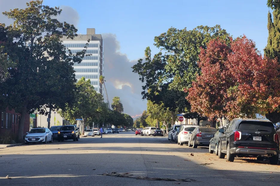 Palisades, as seen from Santa Monica.