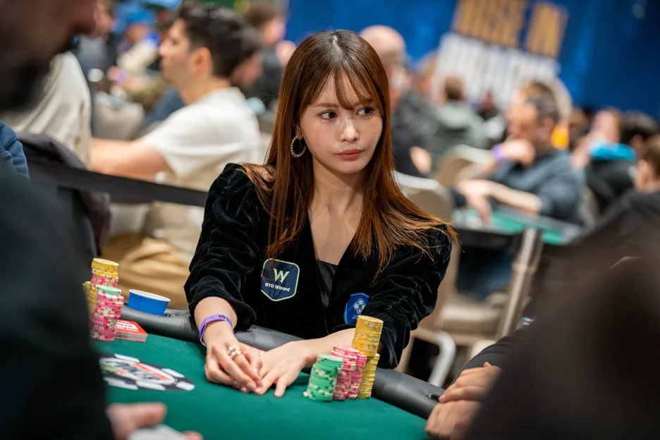 Shiina Okamoto was eliminated in 37th place, cashing for €40,000.