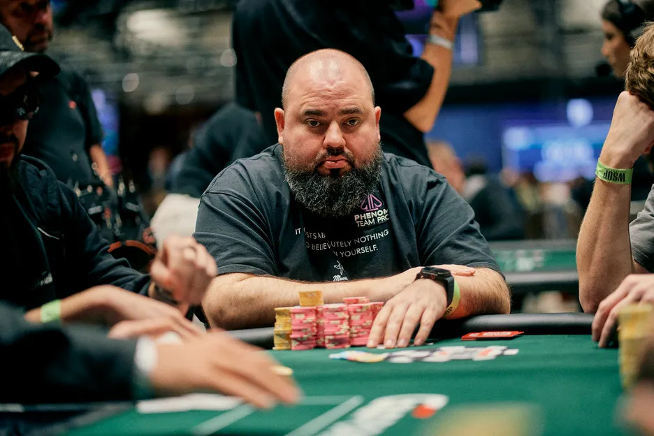 Chris 'Big Huni' Hunichen found a big pair and doubled with his aces. 