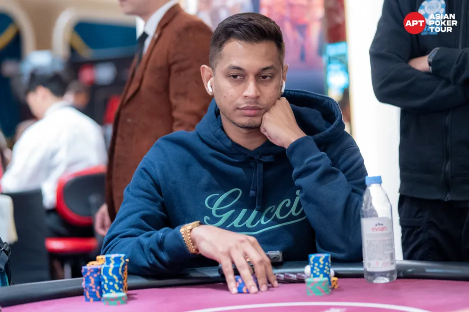 Abraham Ceesvin runs very well on the Asian Poker Tour. 
