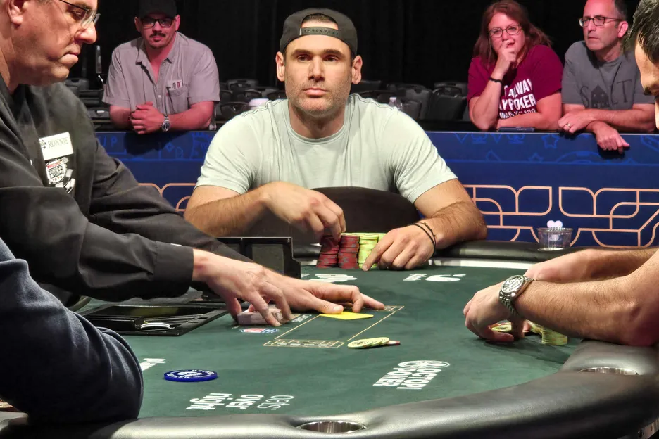 Matthew Schreiber added another deep run to his 2025 resume. 