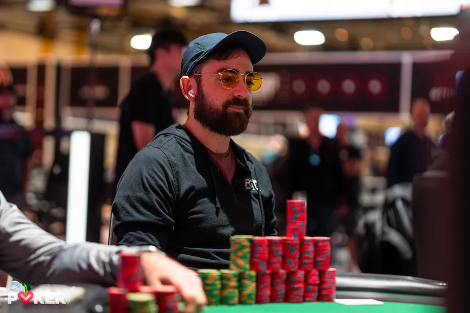 Dylan Weisman ended Hellmuth's day in 7th place