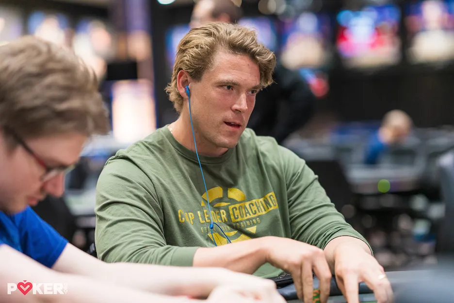 Even Alex Foxen can't be in two places at the same time.