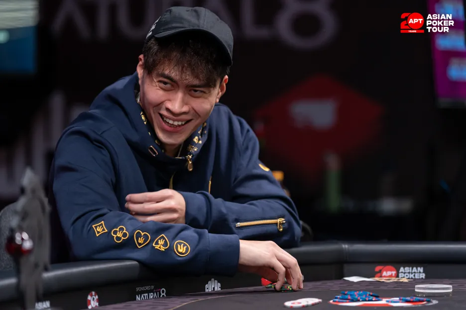 Wai Kiat Lee maneuvered a short stack all the way to heads-up.