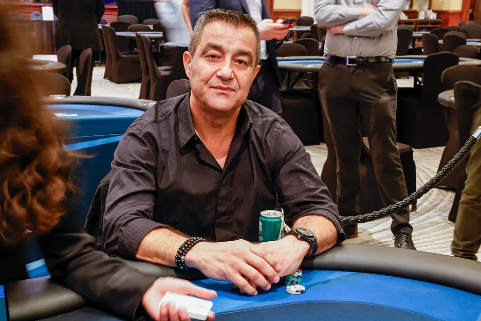 Hossein Ensan was the unfortunate bubble boy after losing a big flip. 