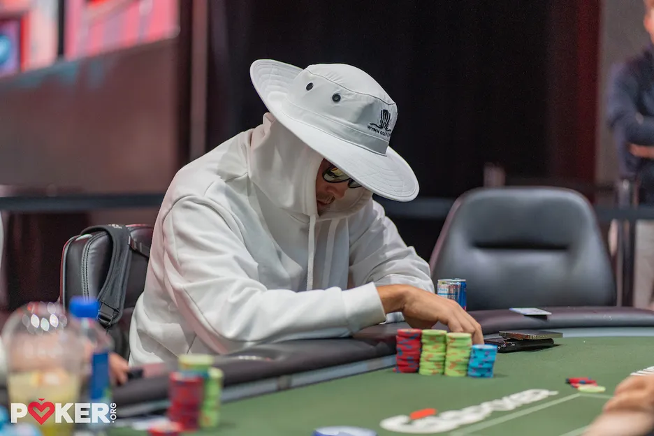 Eelis Parssinen, aka online PLO crusher 'EEE27', keeps himself well hidden in the $10K PLO Championship