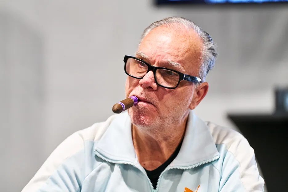 Steve 'Cuz' Buckner went deep into his bag of tricks to stay alive. 