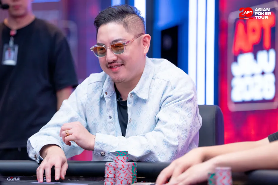 Steve Ng didn't get the trophy, but did get the most money.