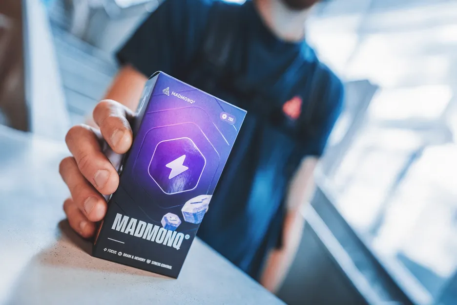 MADMONQ pack shot