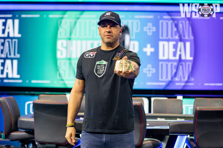 Michael Mizrachi was on hand to deliver the "Shuffle Up and Deal" call on Day 1A of the WSOP Main Event. 