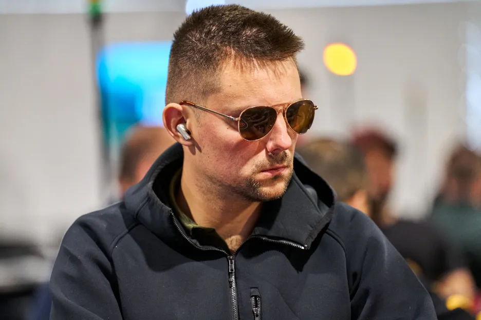 Chamas will have to overcome Dongwoo Ko and his Final Boss chip lead to pick up his first WPT title. 