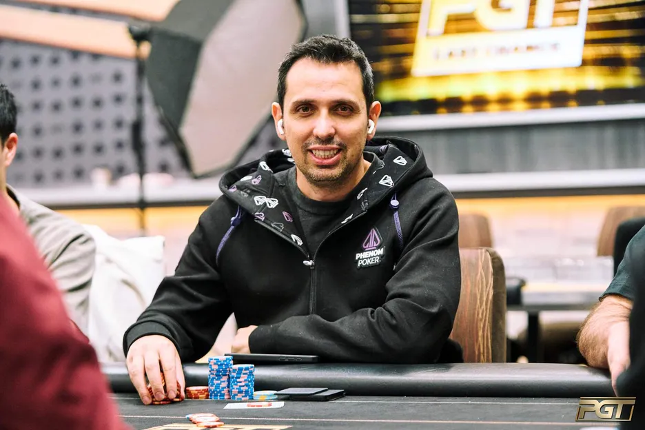 Sergio Aido leads the way with six left in the PGT Last Chance 3 event. 