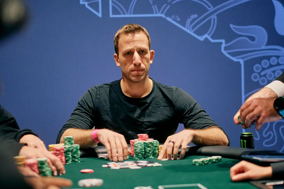 Can anyone stop Benny Glaser on the final day of the Mystery Bounty?