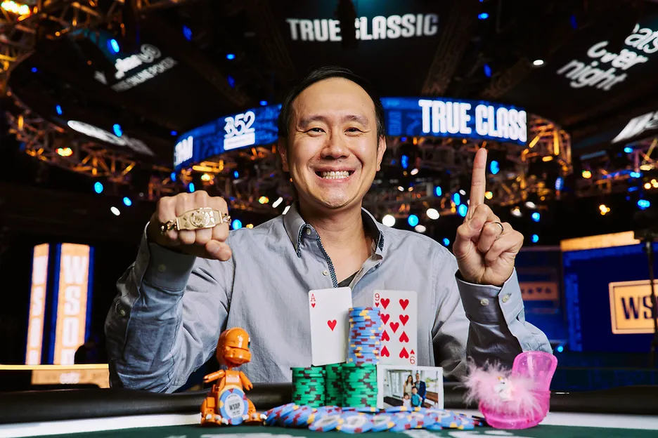 Duong kept a toy and a slipper with him throughout the tourney as a reminder of his children.