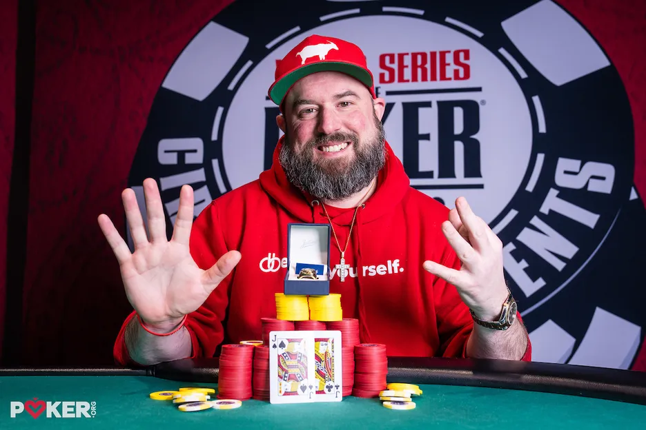 Mini Main Event champion Matthew Higgins