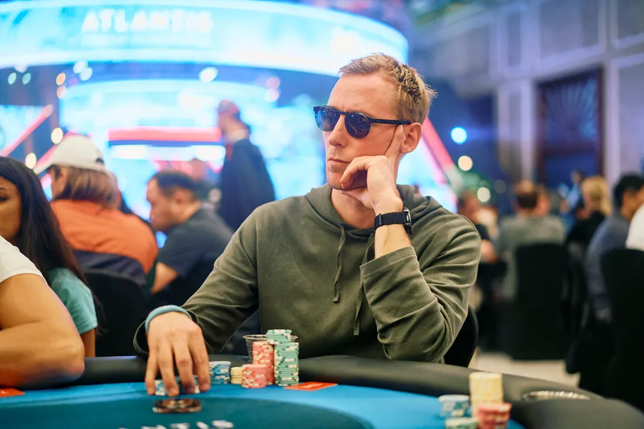 Jans Arends bagged the biggest stack of the day after some wild action.