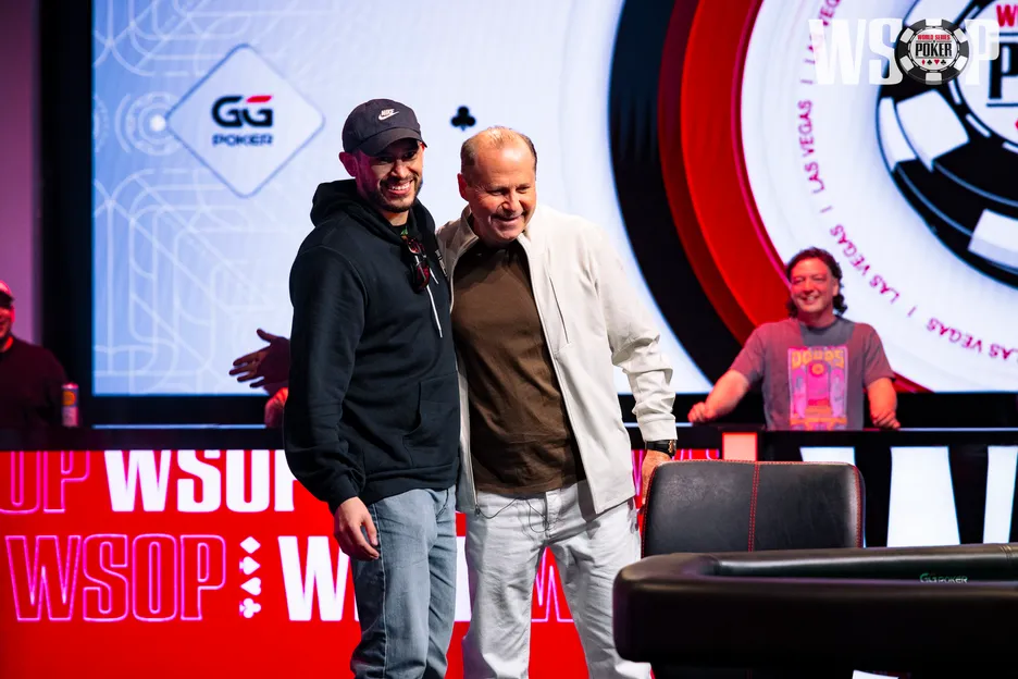 Cruz, left, and Salem both played the heads-up finale with smiles on their faces.