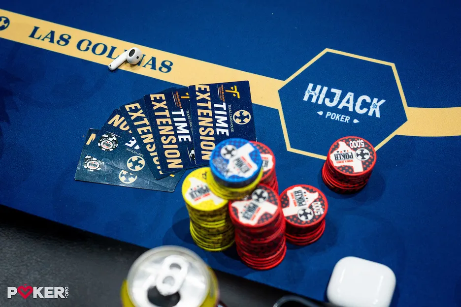 Players receive time extensions at three different points of a WSOPC Main Event.