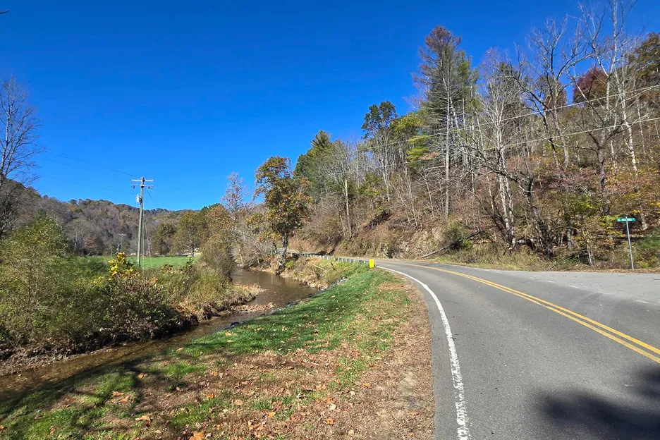 Big Horse Creek Road, Lansing, NC