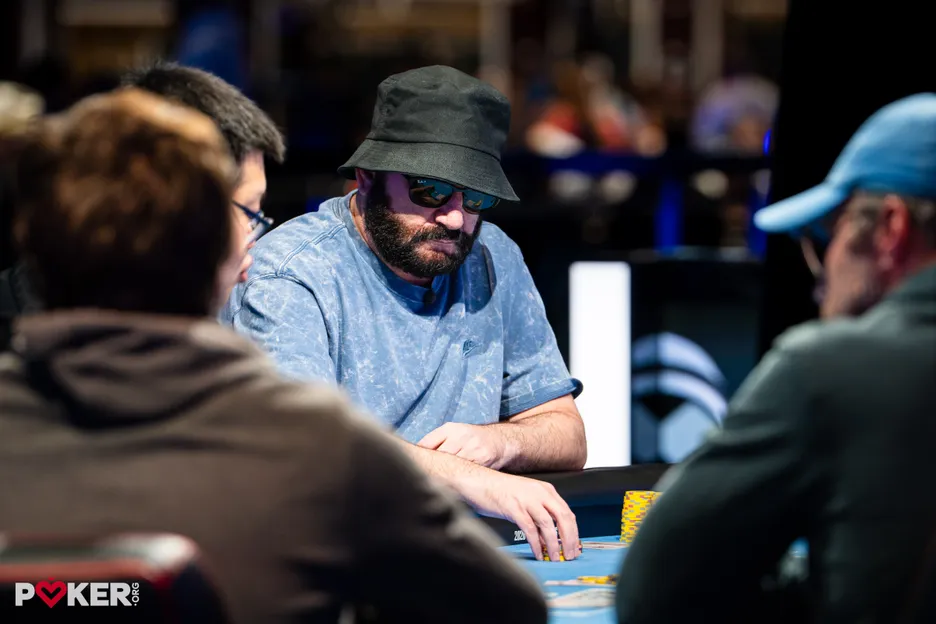 Mike Matusow forgot the rules and found himself on the rail for one orbit. 