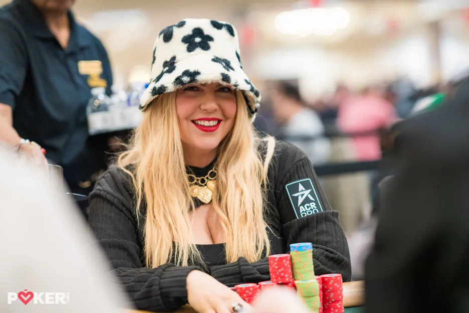 Katie Lindsay was eliminated by Kabrhel in 8th for $114,260.
