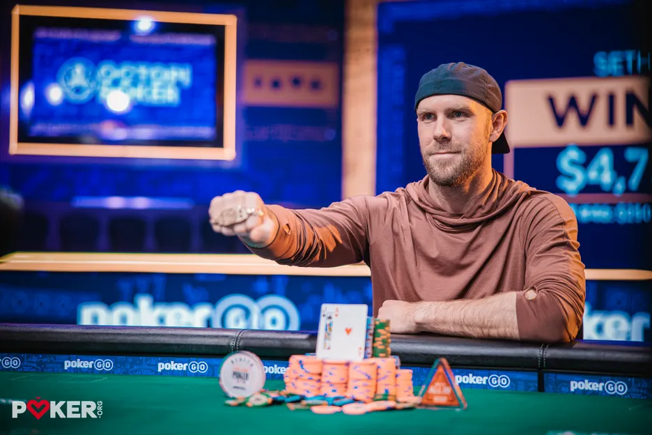 Seth Davies with his first WSOP bracelet.