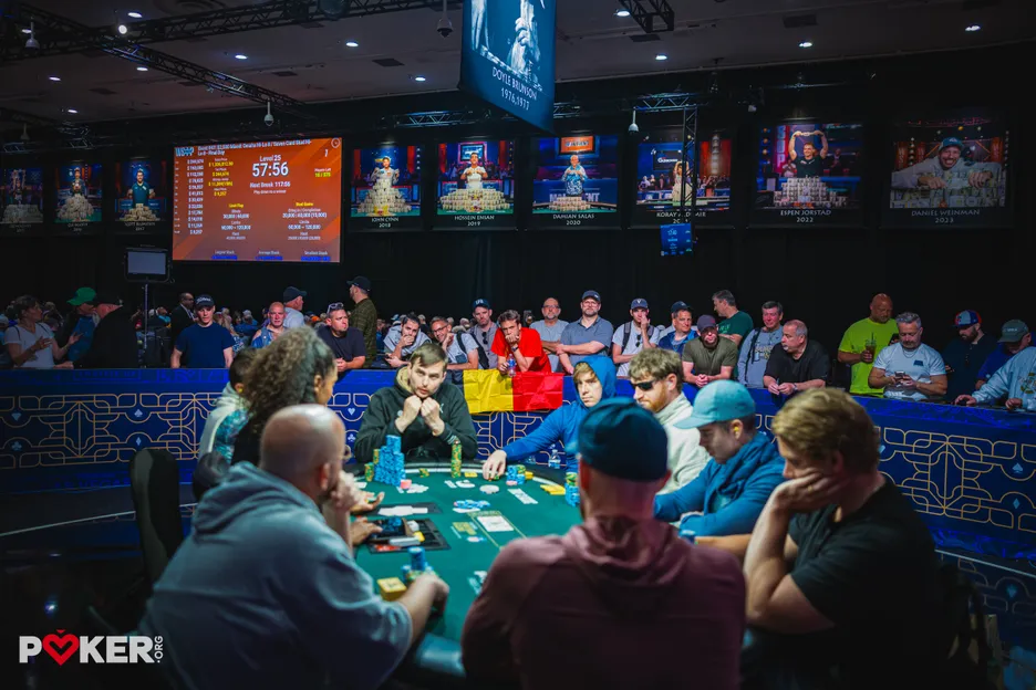 There was a big rail at the Horseshoe to watch Martin Kabrhel early on.