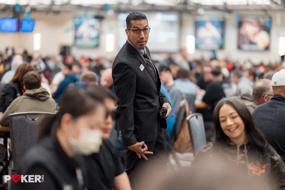 Keeping an eye on tournament progress