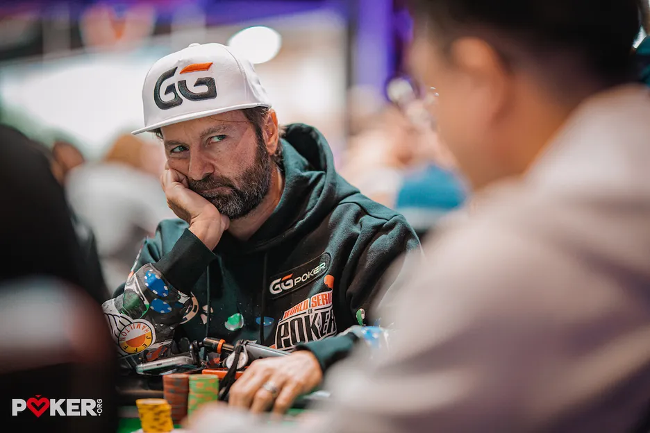 Negreanu had the best of it, but had a lot of outs to dodge.