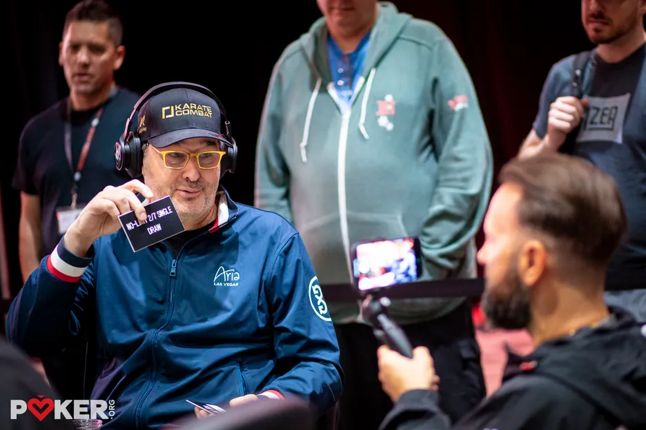 Famous poker professionals Phil Hellmuth and Daniel Negreanu