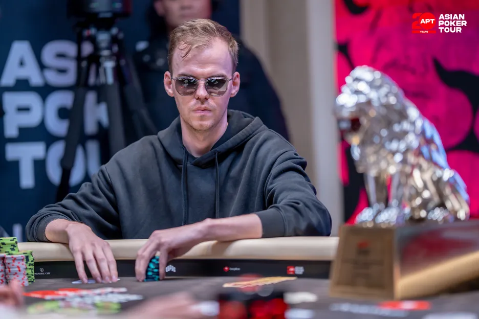 Molenaar and Chan scored every knockout at the final table