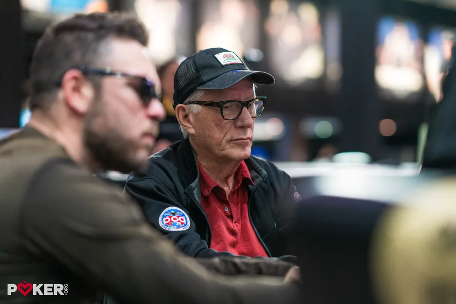 James Woods made a critical mistake on the bubble of the final table.