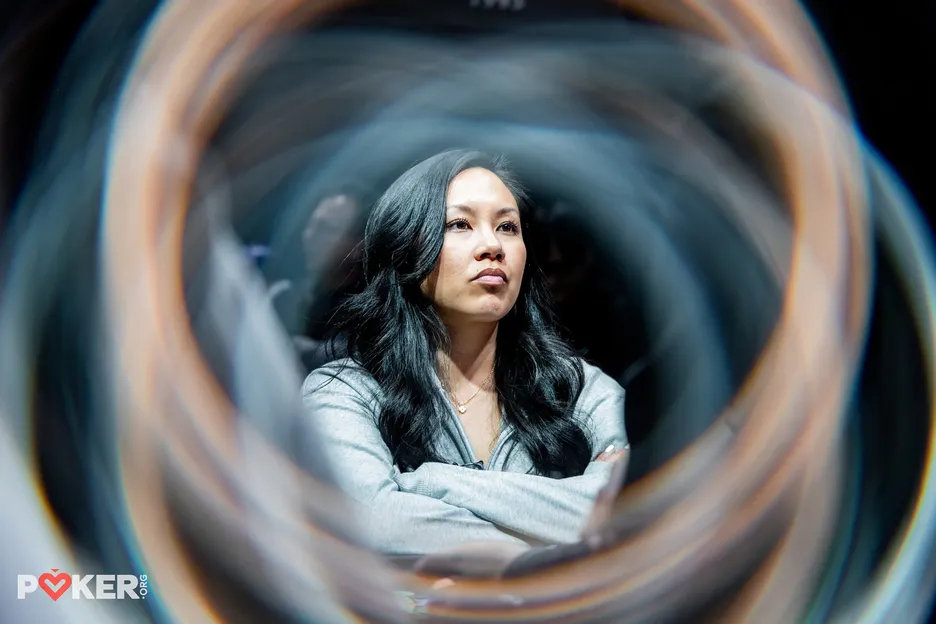 Ladies Final Table Julie Huynh