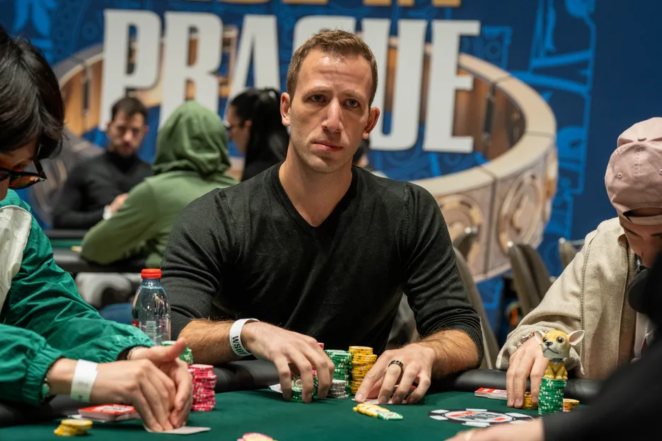 Benny Glaser is doing his best to keep Deeb in his sights in Prague.