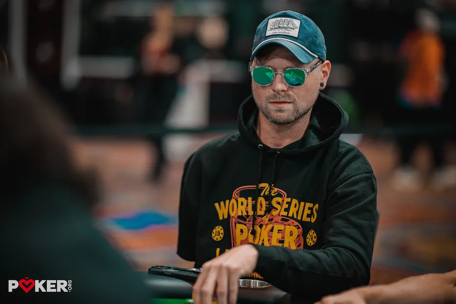 'Lefty' is as comfortable as you could be to start a WSOP Main Event.