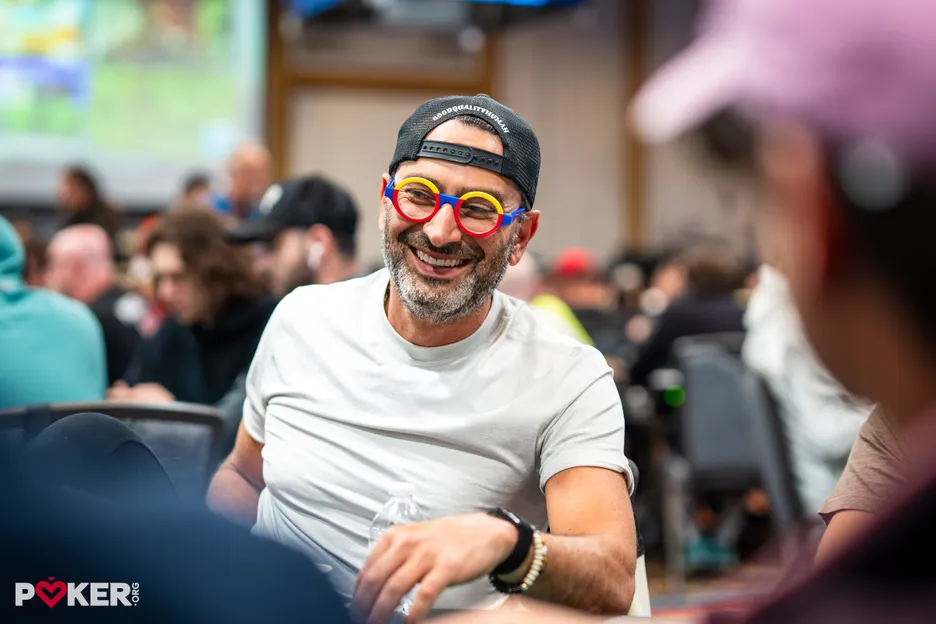 Antonio Esfandiari.