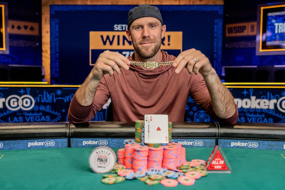 It was a first WSOP bracelet win for Seth Davies.