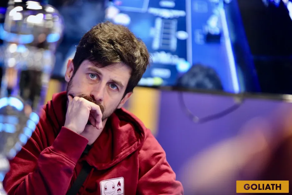 Thomas Clack came close but couldn't stop Worsley heads-up.