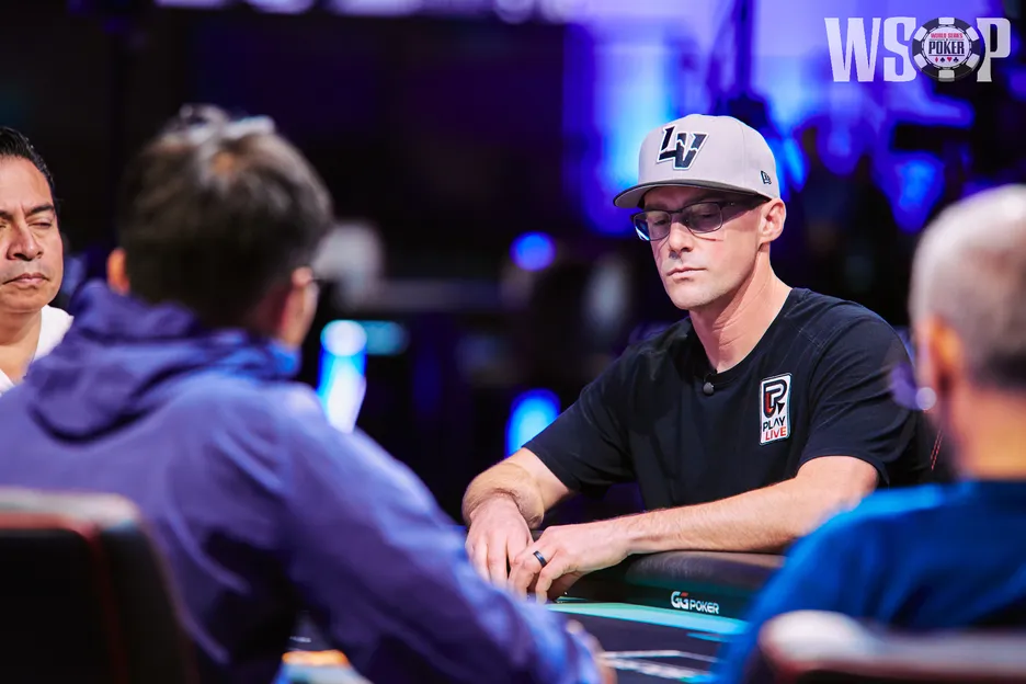 Professional Everyman Eric Baldwin ran all the way to eighth place in the Colossus. 