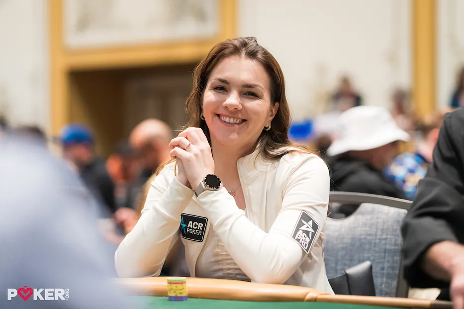 Monika Zukowicz amongst the multitude in for Day 1a of the Mini Main.