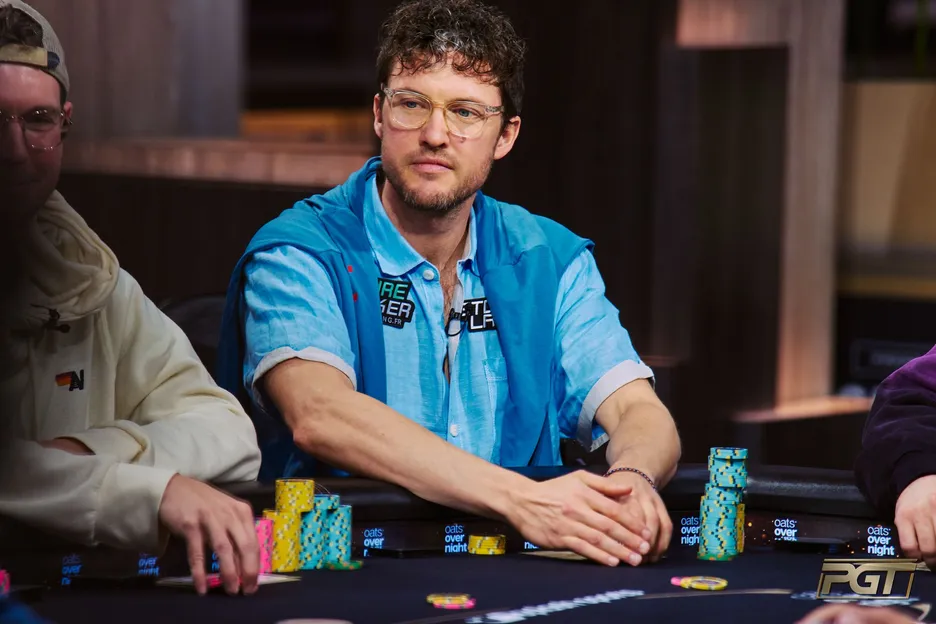 Thomas Bovin was the only player who had Ausmus covered on the secondary feature table.