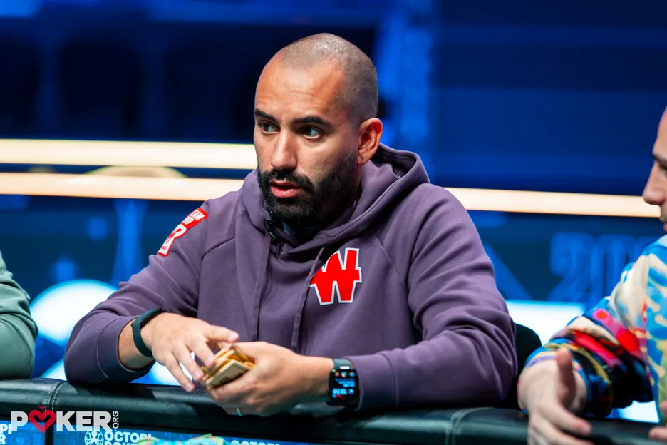 Joao Vieira had Adrian Mateos on the rail supporting him.
