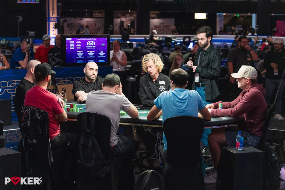 The final table featured three bracelet winners in Jeff Madsen, Marco Johnson and Daniel Negreanu.