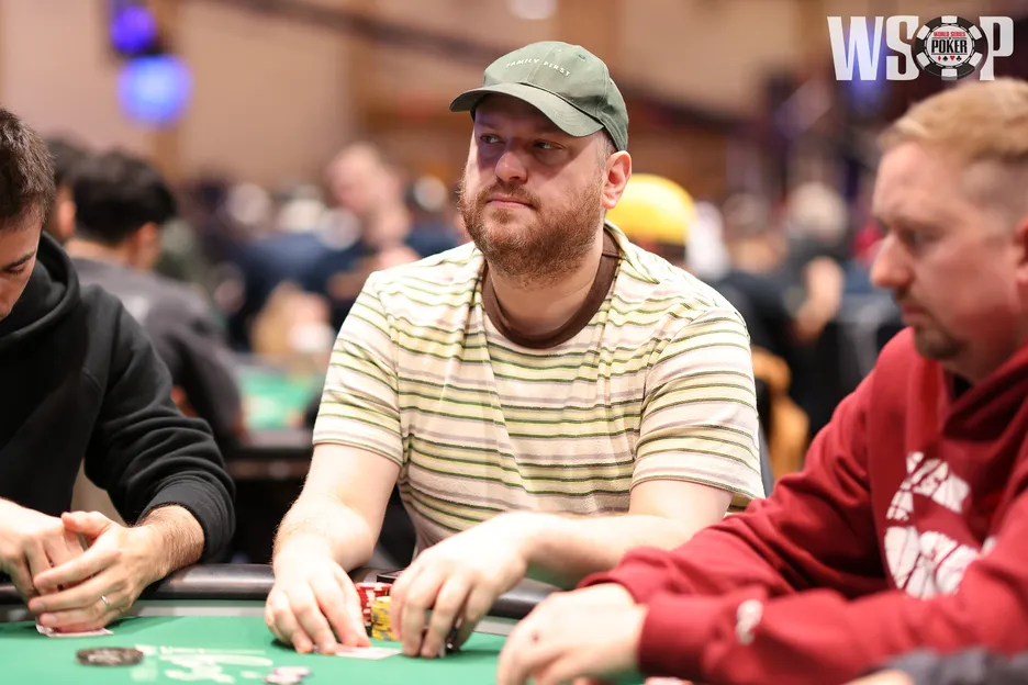 Scott Seiver doubled up early on and talked his way through Day 1A. 