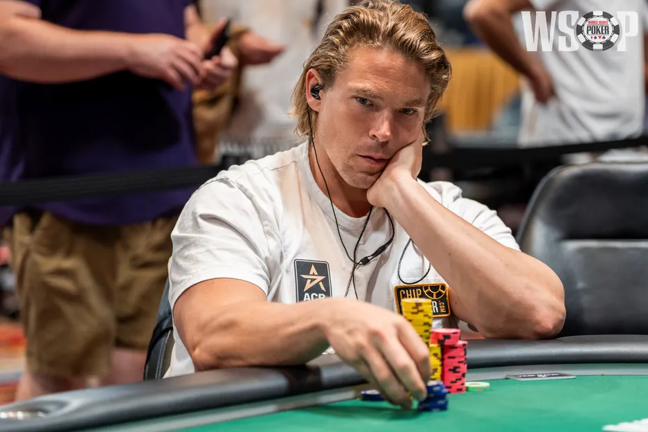 Alex Foxen got maximum value for hitting his draw.