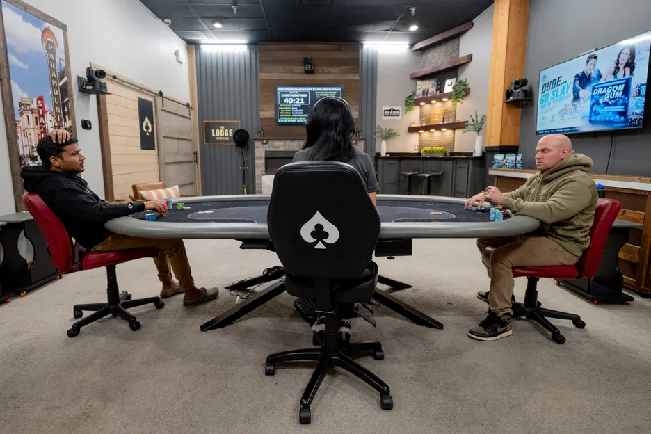 Pillamarapu, left, and Quattrocchi heads-up for the title.