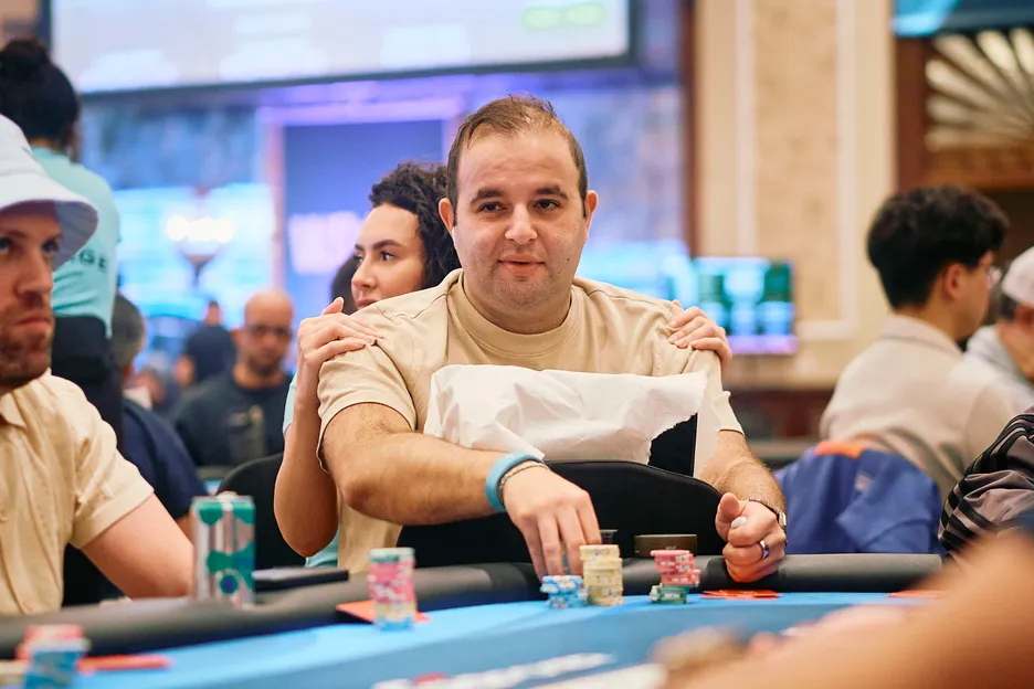 Norwegian player Kayhan Mokri won big in cash games and tournaments in 2025.